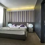 Comsar Hotel Rudo