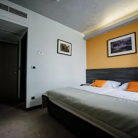 Comsar Rudo 4* Staro Rudo