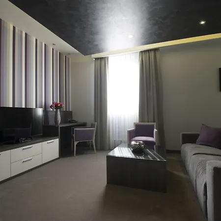 Hotel Comsar Rudo
