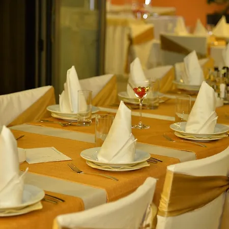 Hotel Comsar Rudo